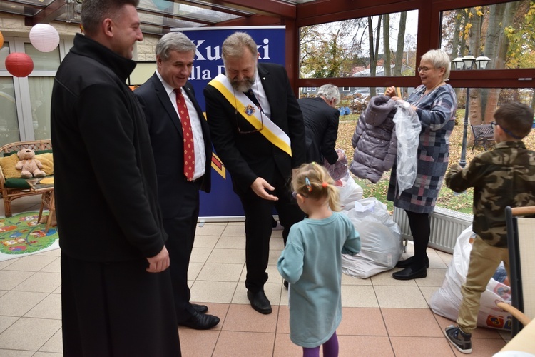 Podarunki od Rycerzy Kolumba dla podopiecznych z Oliwy