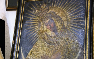 Kijów: Cudowne ocalenie z pożaru wizerunku Matki Bożej Ostrobramskiej, wiernej opiekunki narodu
