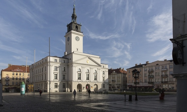 Rzecznik prasowy diecezji kaliskiej prostuje błędnie podane informacje nt. siostry katechetki (oświadczenie)