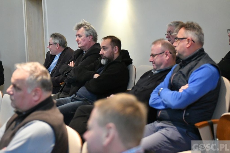 Zielona Góra. Szkolenie dla kapelanów posługującym chorym