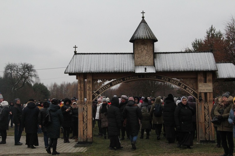 Wał-Ruda. Pożegnanie i droga krzyżowa