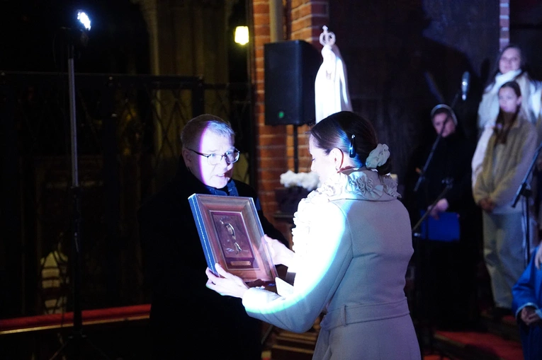 Oratorium "Miażdżąca głowę węża" w katedrze wrocławskiej