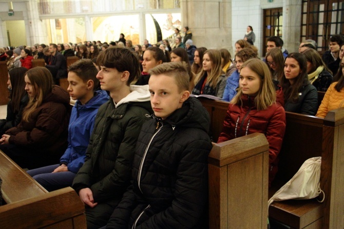 Msza św. dla uczestników II Międzynarodowego Kongresu dla Małżeństwa i Rodziny oraz Spotkania Młodzieży Archidiecezji Krakowskiej 