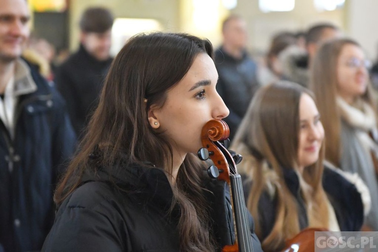 Synod i ŚDM w obiektywie "Gościa Niedzielnego"