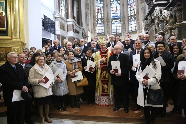 Wręczenie medali "Dei Regno Servire" i święto Akcji Katolickiej