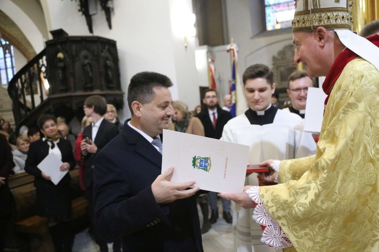 Wręczenie medali "Dei Regno Servire" i święto Akcji Katolickiej