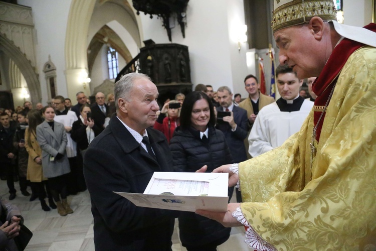 Wręczenie medali "Dei Regno Servire" i święto Akcji Katolickiej