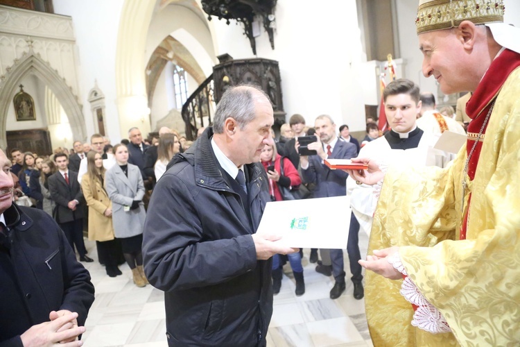 Wręczenie medali "Dei Regno Servire" i święto Akcji Katolickiej