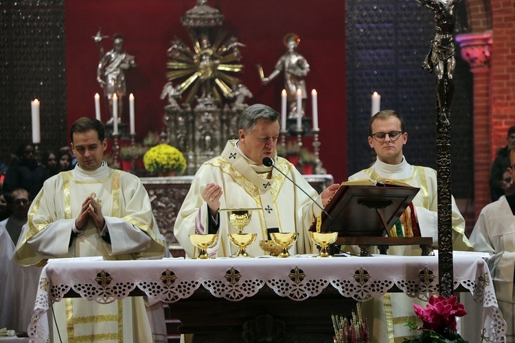 37. Światowy Dzień Młodzieży we Wrocławiu na Ostrowie Tumskim