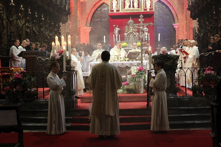37. Światowy Dzień Młodzieży we Wrocławiu na Ostrowie Tumskim