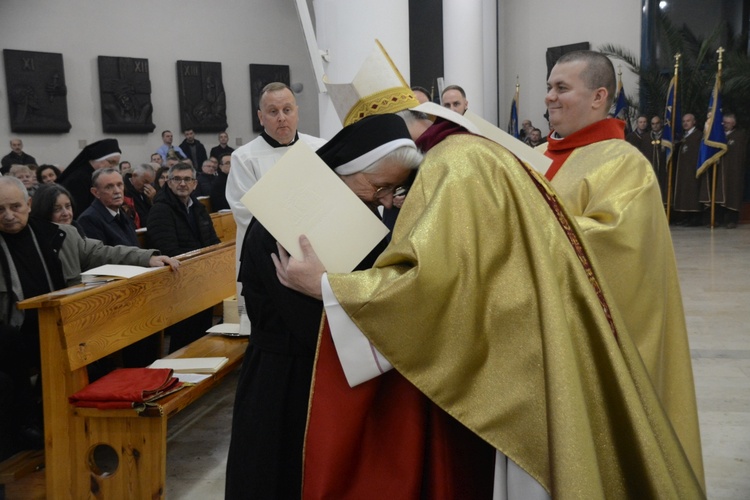 Jubileuszowe dyplomy dla pracowników instytucji diecezjalnych