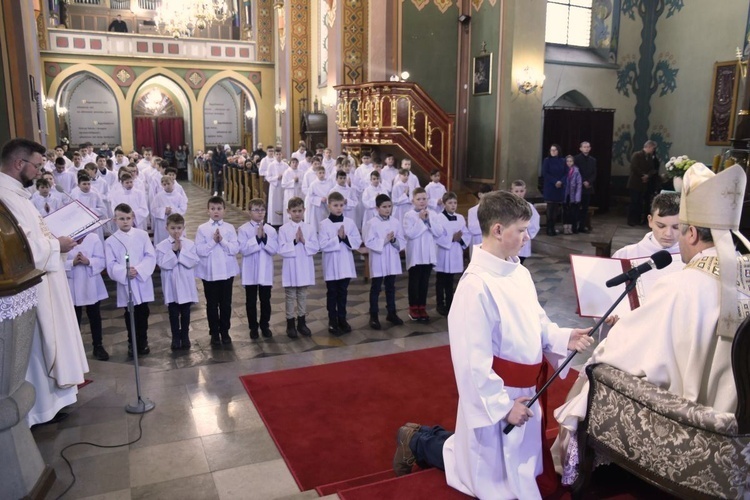 Lektorzy i ministranci w Nawojowej