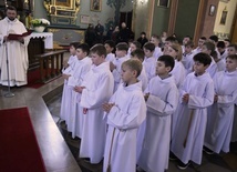 Lektorzy i ministranci w Nawojowej