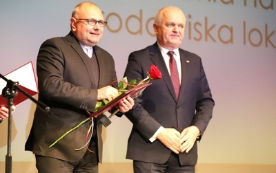 Diecezjalna Caritas otrzymała statuetkę "Społecznik Roku 2022"