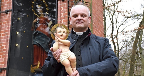 Do udziału w wydarzeniu zaprasza ks. Andrzej Pradela, kustosz.