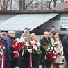 W uroczystościach wzięli udział delegaci wielu instytucji.