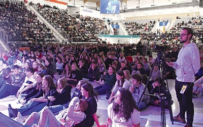 W samym tylko spotkaniu dla ósmoklasistów wzięło udział 2200 osób z 86 parafii.