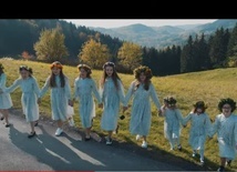 „Święty nasz Ojcze Józefie” – piękne wykonanie scholi z Zawoi