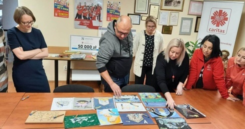 Konkurs na kartę świąteczną Caritas rozstrzygnięty