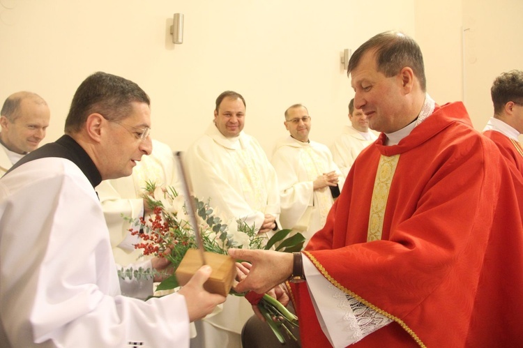 Tarnów. Poświęcenie organów w kościele Matki Bożej Szkaplerznej