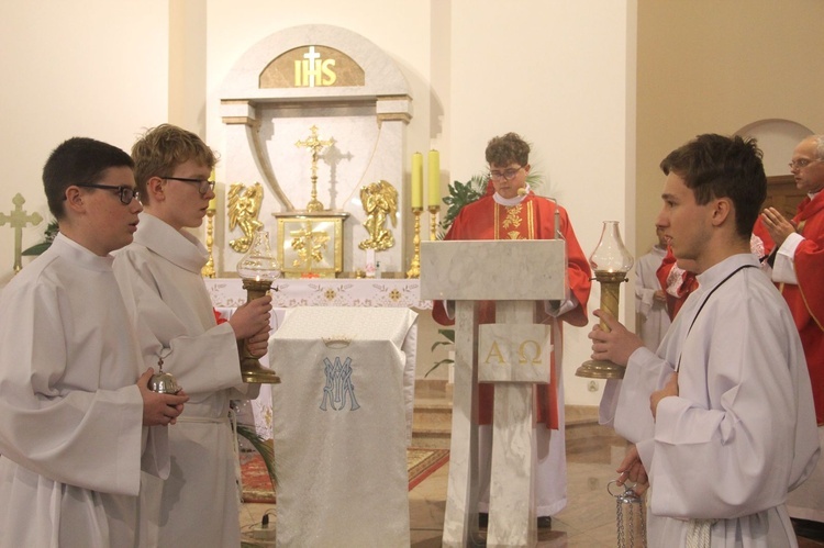 Tarnów. Poświęcenie organów w kościele Matki Bożej Szkaplerznej