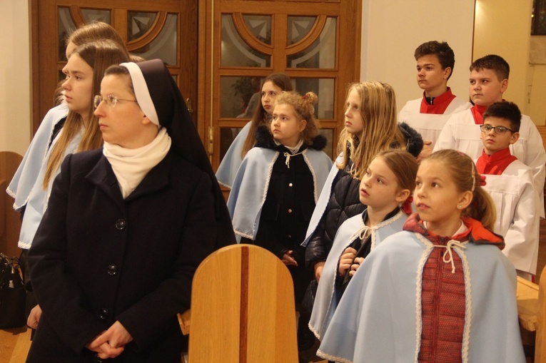 Tarnów. Poświęcenie organów w kościele Matki Bożej Szkaplerznej