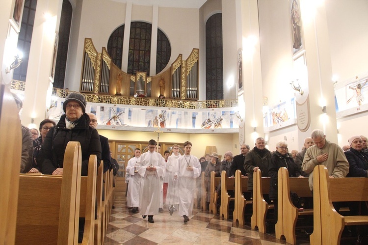 Tarnów. Poświęcenie organów w kościele Matki Bożej Szkaplerznej