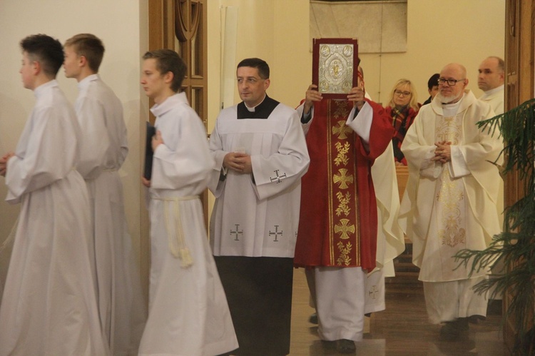 Tarnów. Poświęcenie organów w kościele Matki Bożej Szkaplerznej