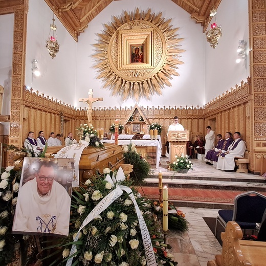 Górale pożegnali o. Stanisława Jarosza