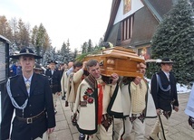 Bachledówka. Ostatnie pożegnanie znanego paulina o. Stanisława Jarosza