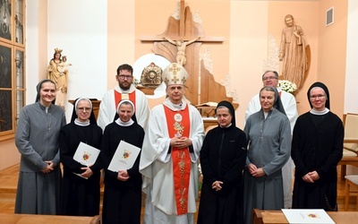 Dzierżoniów. Sześć sióstr w gronie szafarzy