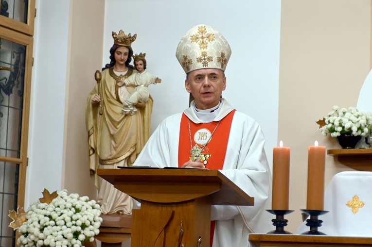 Błogosławieństwo 6 sióstr na nadzwyczajnych szafarzy Komunii św.