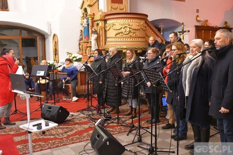 Otyń. Spotkanie "Młodzi w Kościele"