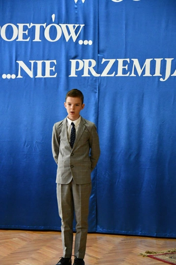 Dobrociesz. Święci w oczach poetów
