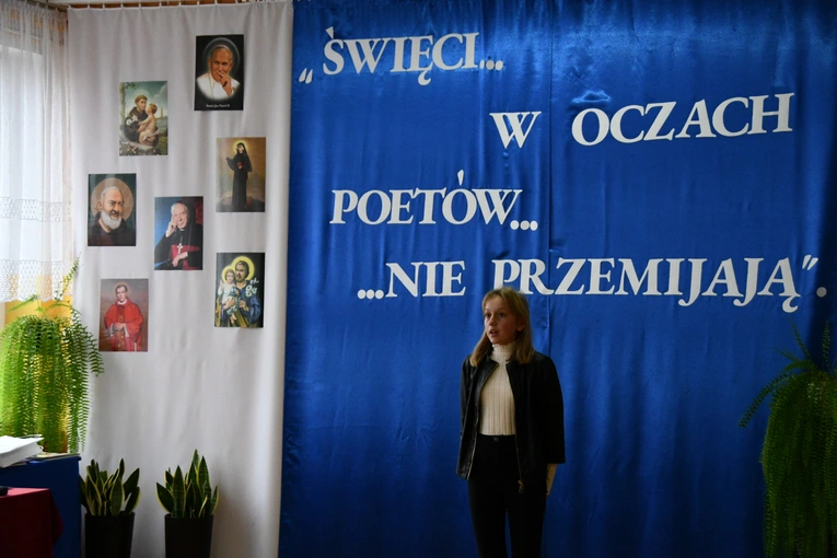 Dobrociesz. Święci w oczach poetów