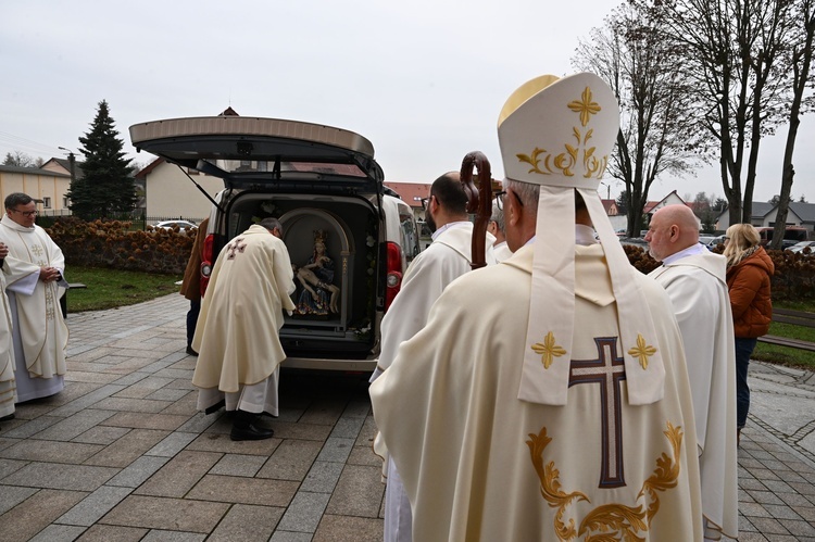 Rozpoczęcie peregrynacji w Skrzatuszu