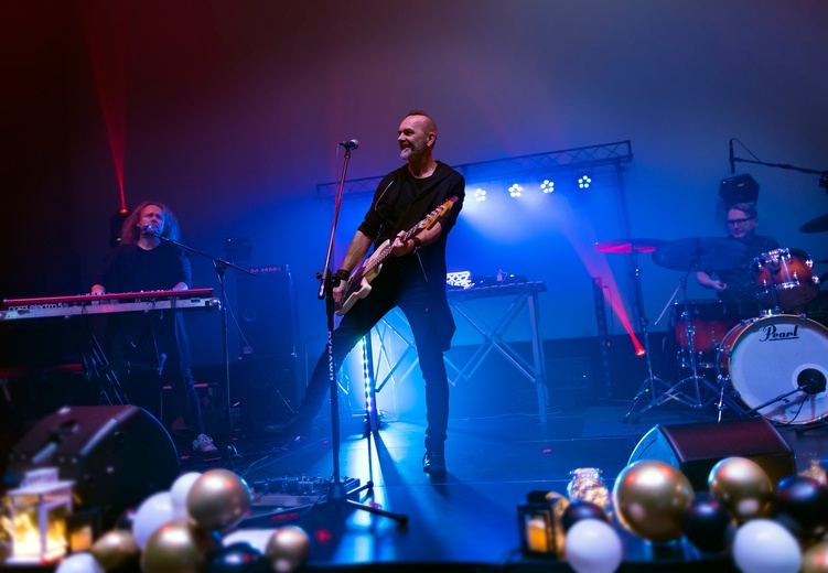 Koncert dobroczynny Szkoły Podstawowej "Rajska Szkoła" im. Zbigniewa Wodeckiego w Krakowie