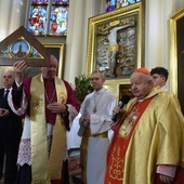 Kardynał po raz pierwszy odwiedził Grybów.