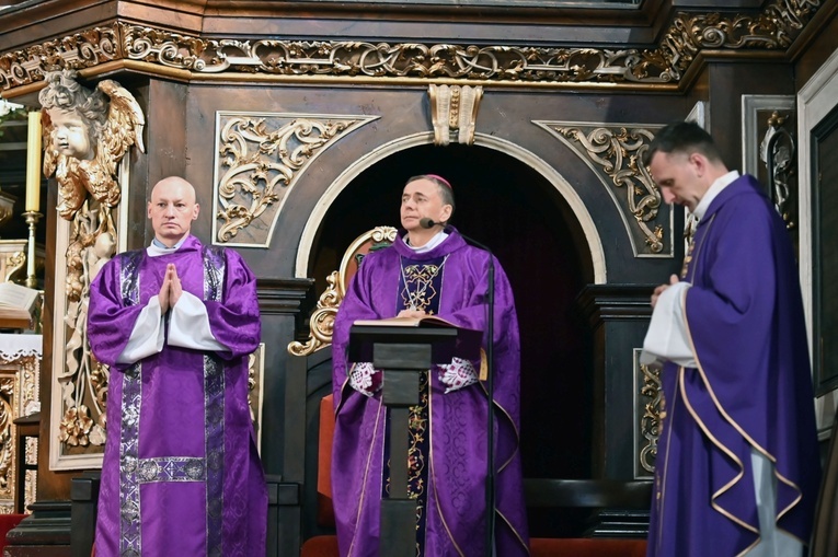 Msza św. w intencji podopiecznych Domowego Hospicjum w Świdnicy