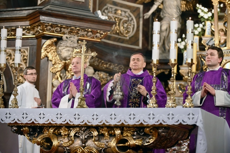 Msza św. w intencji podopiecznych Domowego Hospicjum w Świdnicy