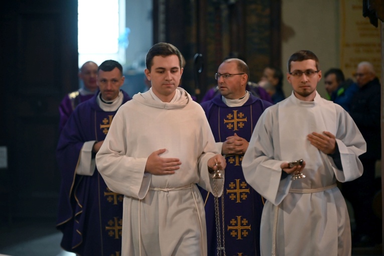 Msza św. w intencji podopiecznych Domowego Hospicjum w Świdnicy