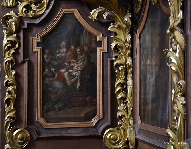Stalle w historycznym opactwie żagańskim