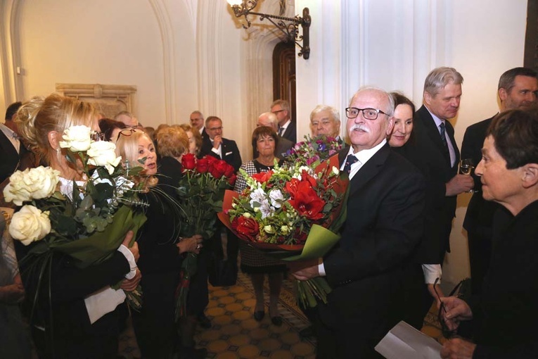 Złoty medal UJ "Plus ratio quam vis" dla prof. Janusza Skalskiego