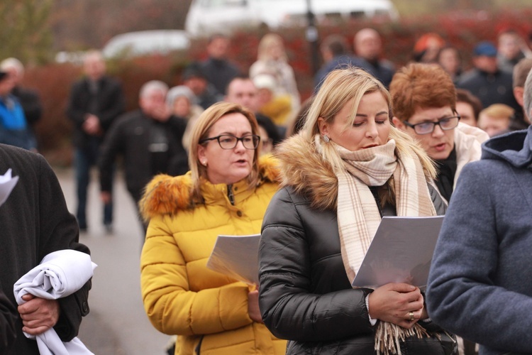 Droga Krzyżowa w Binczarowej