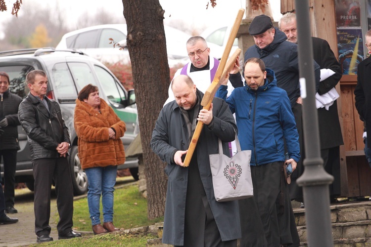 Droga Krzyżowa w Binczarowej