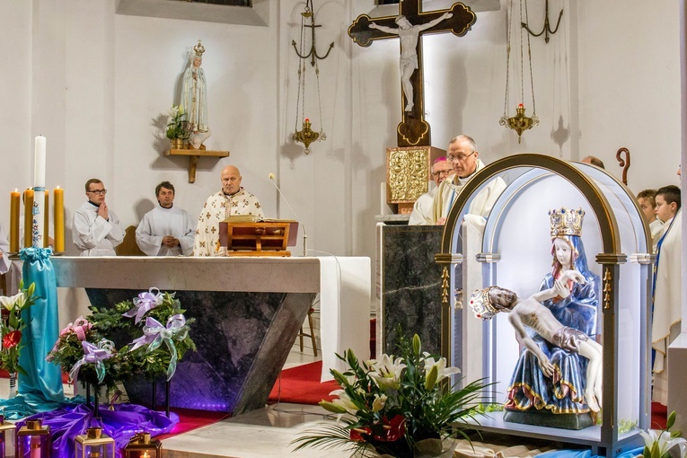 Pieta Skrzatuska w parafii Najświętszego Zbawiciela w Ustce