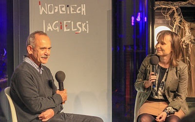 	Spotkanie w MBP prowadziła Agnieszka Zientarska.