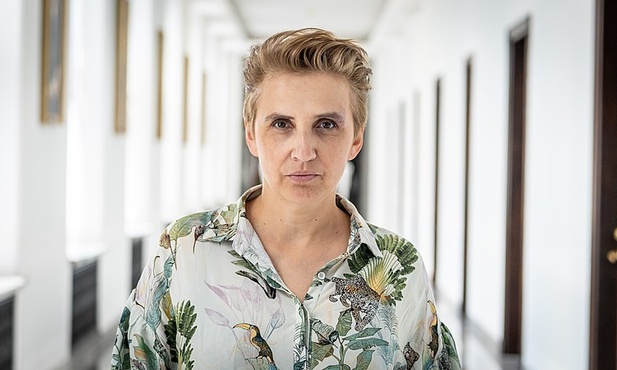 Sąd umorzył sprawę Joanny Scheuring-Wielgus oskarżonej o złośliwe przeszkadzanie w mszy św.