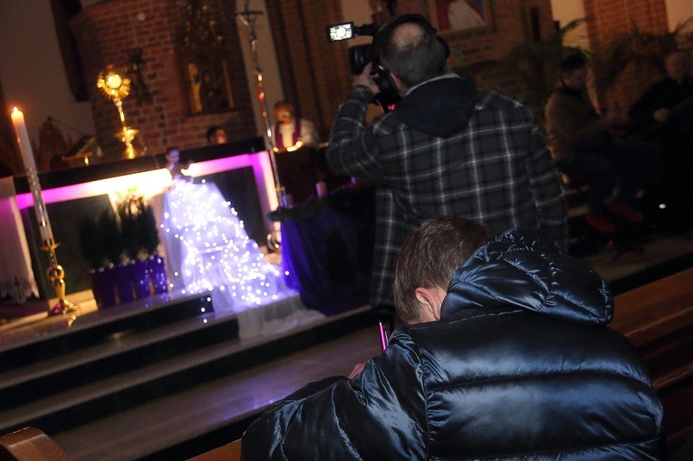 Adwentowe Czuwanie Młodych w Świdwinie