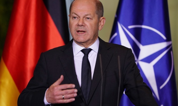 Kanclerz Scholz w rozmowie z Putinem potępił rosyjskie naloty na ukraińskie obiekty cywilne